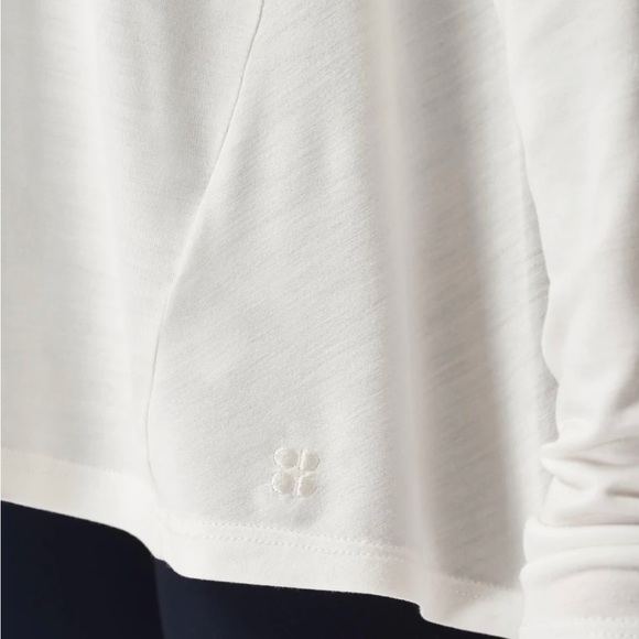 SWEATY BETTY Easy Peazy Top in Lily-White - Picture 3 of 13